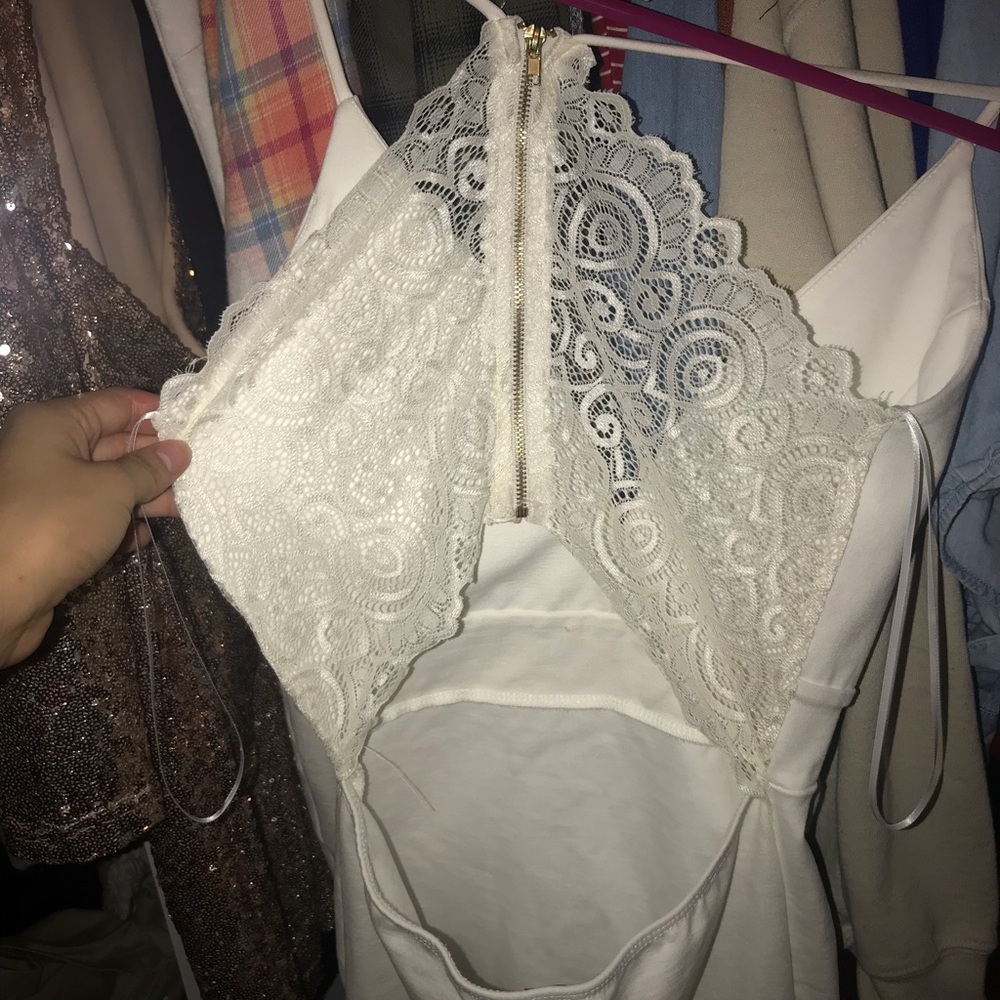 WINDSOR BODYCON DRESS - Picture 2 of 3